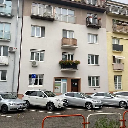 Light By Zoom Apartman Pozsony