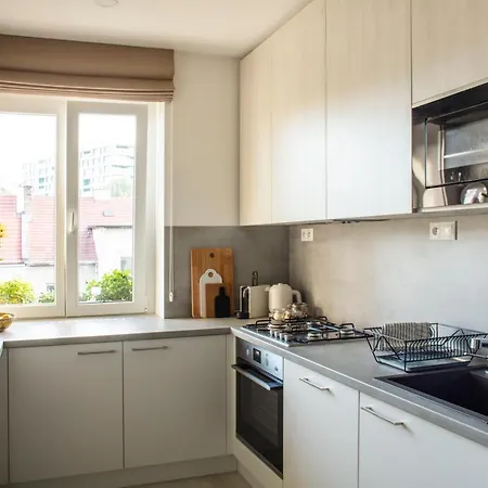 Light By Zoom * ブラチスラヴァ